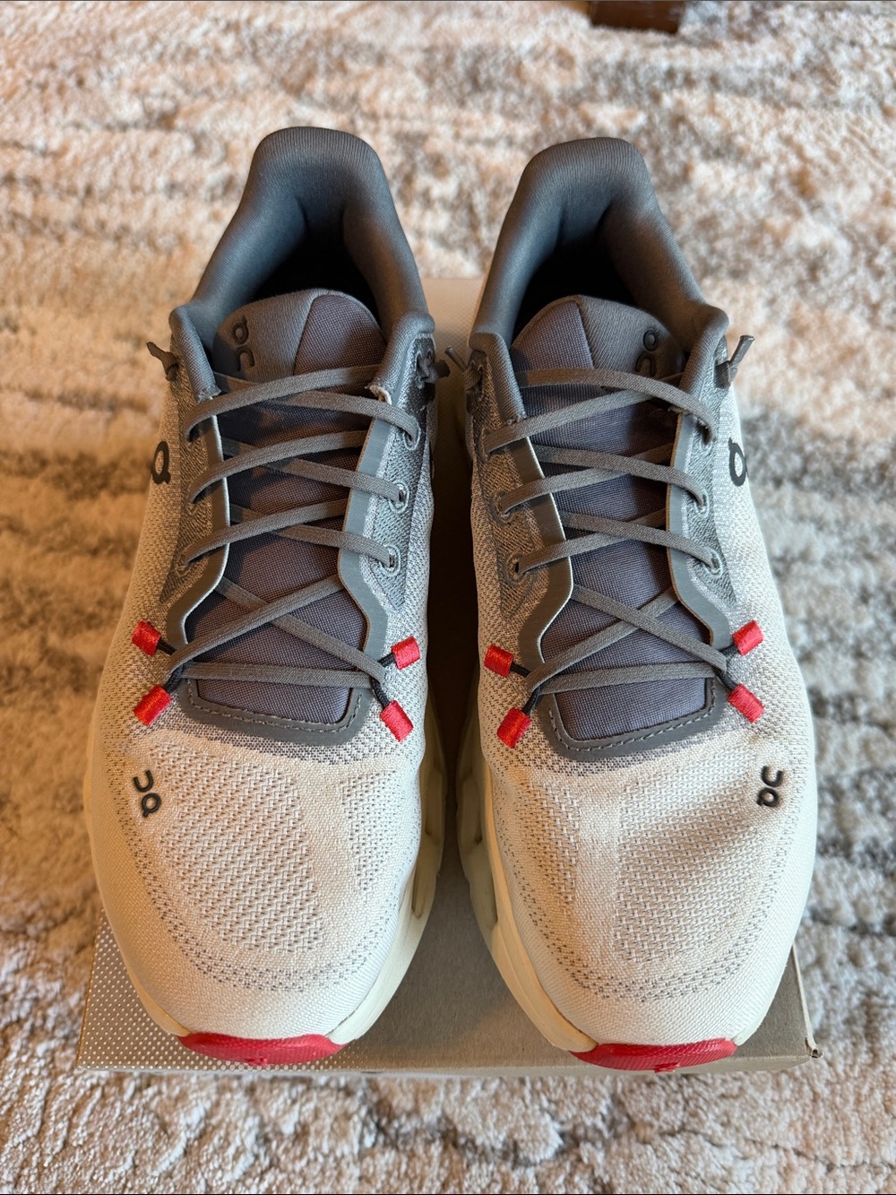 On Cloudtilt Running Women’s Sneakers. Size 7.5